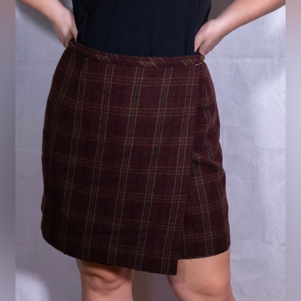 Vintage dark academia style plaid miniskirt